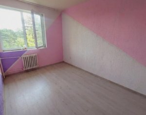 Apartament cu 2 camere, etaj 3/4, 50 mp, Gheorgheni, zona Iulius Mall