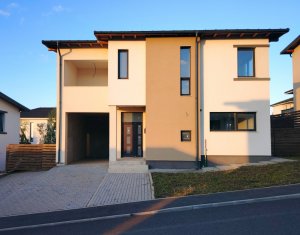 House 4 rooms for sale in Dezmir