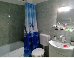 Apartment 2 rooms for sale in Floresti