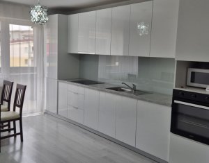 Apartment 3 rooms for rent in Floresti