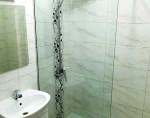Apartment 3 rooms for rent in Floresti