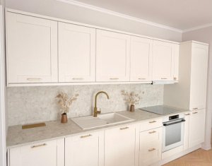 Apartment 3 rooms for rent in Floresti