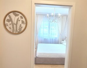 Apartment 3 rooms for sale in Floresti
