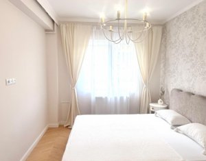 Apartment 3 rooms for sale in Floresti