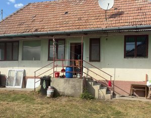 , 50m2 in Aiton, zone Centru