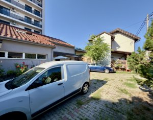 Casă individuală cu potențial rezidențial/comercial – Zona Platinia