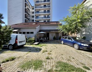 Casă individuală cu potențial rezidențial/comercial – Zona Platinia