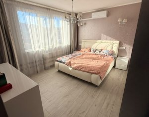 Apartment 3 rooms for sale in Floresti