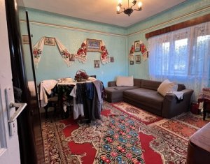 House 4 rooms for sale in Pata