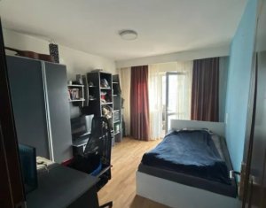 Apartment 3 rooms for sale in Cluj-napoca, zone Manastur