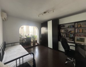 Apartament spatios cu 3 dormitoare+living zona Plopilor, aproape de BT Arena