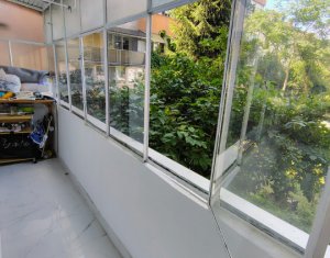 Apartament 3 camere decomandat, Piata CIpariu, Bulevardul Nicolae Titulesc
