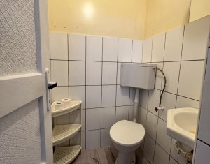 Spatiu parter 54mp 2 incaperi, birouri sau locuinta, zona spitalul Stanca 