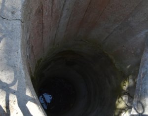 Casa cu teren mare in Manastireni zona centrala