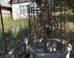 Casa cu teren mare in Manastireni zona centrala