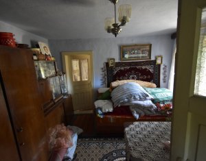 Casa cu teren mare in Manastireni zona centrala