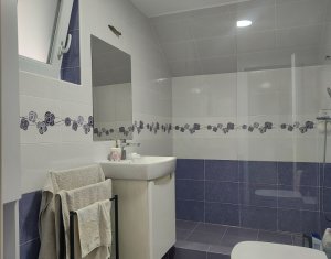 House 6 rooms for sale in Apahida