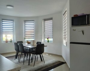 House 6 rooms for sale in Apahida