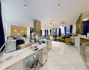 Spatiu comercial amenajat beauty center, piata Timotei Cipariu