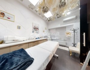 Spatiu comercial amenajat beauty center, piata Timotei Cipariu