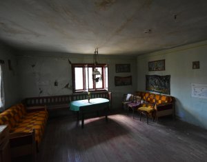 Maison 3 chambres à vendre dans Vanatori