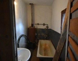 Maison 3 chambres à vendre dans Vanatori
