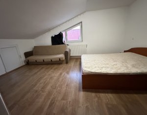 Apartment 3 rooms for rent in Floresti