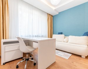 Appartement 5 chambres à louer dans Cluj-napoca, zone Plopilor