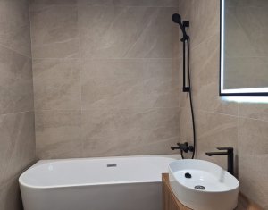Lakás 2 szobák eladó on Floresti