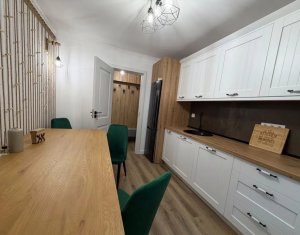 Appartement 3 chambres à vendre dans Cluj-napoca, zone Manastur