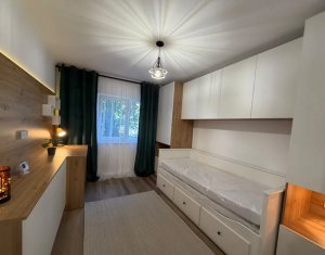 Appartement 3 chambres à vendre dans Cluj-napoca, zone Manastur