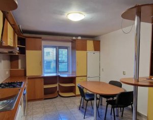 , 95m2 dans Cluj-napoca, zone Zorilor
