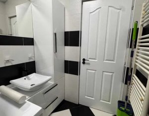Appartement 3 chambres à louer dans Cluj-napoca, zone Centru
