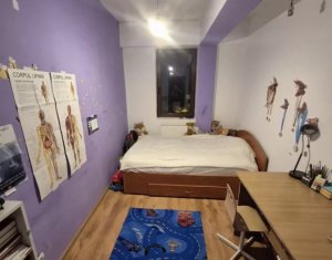 Apartment 3 rooms for sale in Floresti