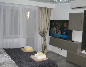 Appartement 3 chambres à louer dans Cluj-napoca, zone Zorilor
