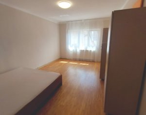 Vanzare apartament 2 camere decomandate, Zorilor, zona Sigma