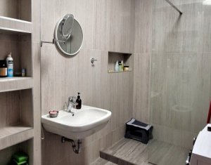 Appartement 3 chambres à louer dans Cluj-napoca, zone Centru