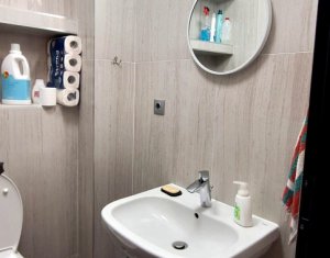 Appartement 3 chambres à louer dans Cluj-napoca, zone Centru