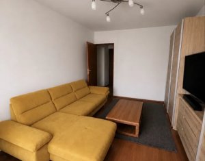 Apartament cu  2 camere, decomandat in zona Plopilor+parcare 