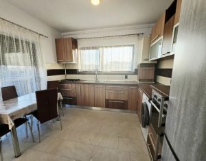 Appartement 3 chambres à louer dans Cluj-napoca, zone Intre Lacuri