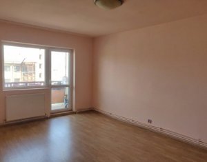 Appartement 4 chambres à vendre dans Cluj-napoca, zone Marasti