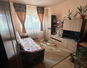 Appartement 4 chambres à vendre dans Cluj-napoca, zone Marasti