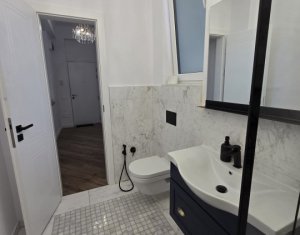 Appartement 3 chambres à louer dans Cluj-napoca, zone Marasti