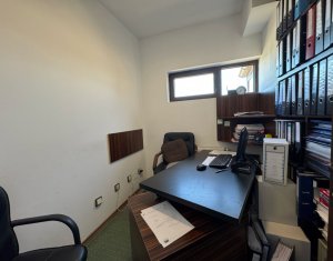 Appartement 4 chambres à vendre dans Cluj-napoca, zone Iris