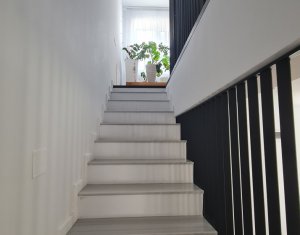 Maison 4 chambres à vendre dans Cluj-napoca, zone Manastur