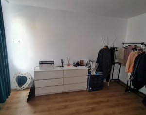 Maison 4 chambres à vendre dans Cluj-napoca, zone Manastur