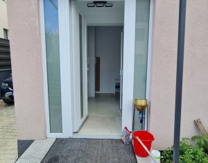 Maison 4 chambres à vendre dans Cluj-napoca, zone Manastur