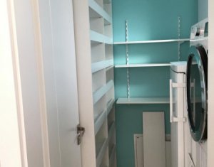 Appartement 4 chambres à vendre dans Cluj-napoca, zone Manastur