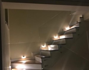 Appartement 4 chambres à vendre dans Cluj-napoca, zone Manastur