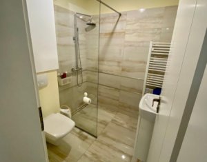Appartement 4 chambres à vendre dans Cluj-napoca, zone Manastur